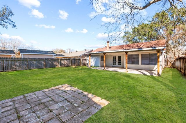 7522 Sorbete Drive, Houston, TX 77083