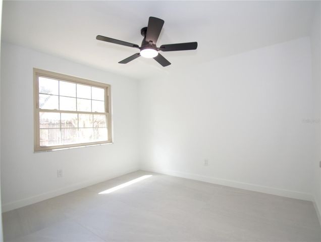 9409 LONSDALE COURT, Tampa, FL 33615