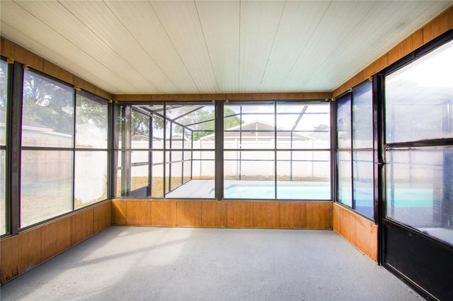 9409 LONSDALE COURT, Tampa, FL 33615