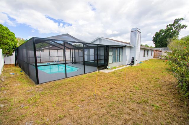 9409 LONSDALE COURT, Tampa, FL 33615