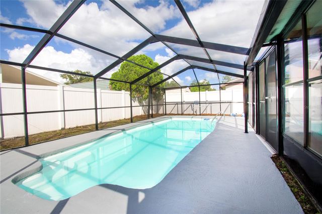 9409 LONSDALE COURT, Tampa, FL 33615