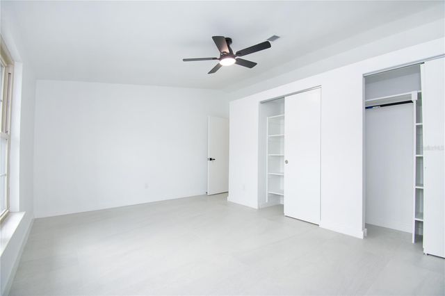 9409 LONSDALE COURT, Tampa, FL 33615