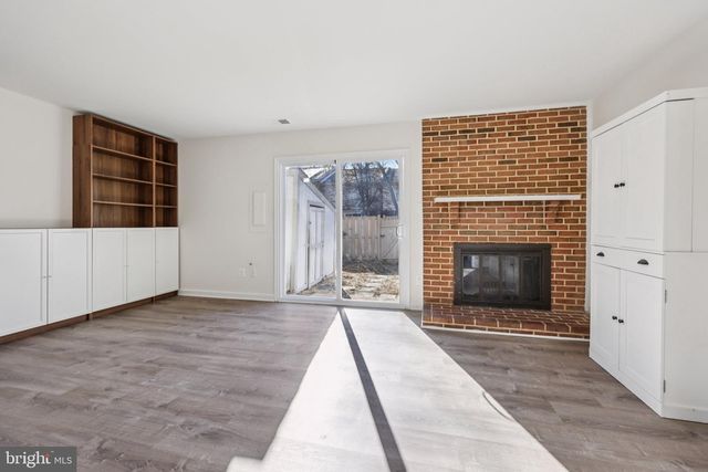 601 CLEARWATER CT, Herndon, VA 20170