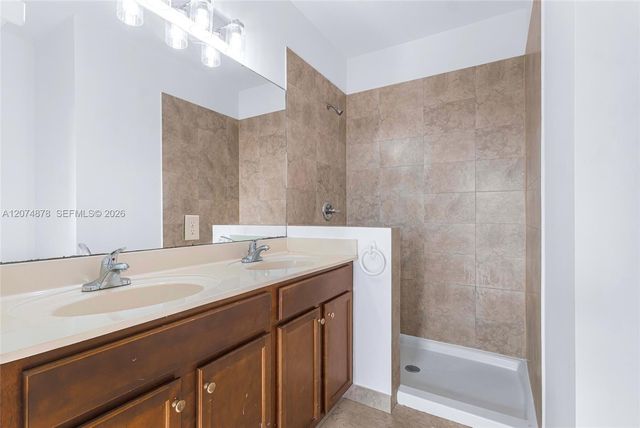 260 NW 109th Avenue 204, Miami, FL 33172