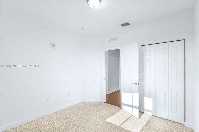 260 NW 109th Avenue 204, Miami, FL 33172