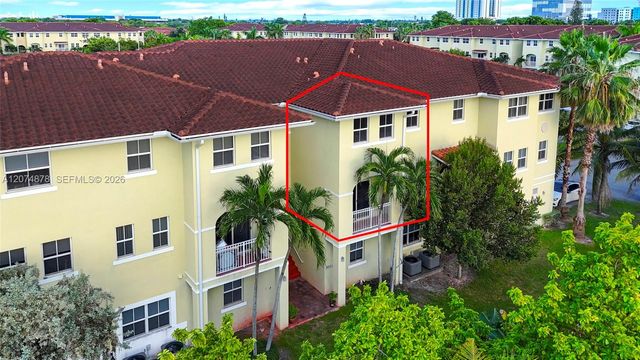 260 NW 109th Avenue 204, Miami, FL 33172