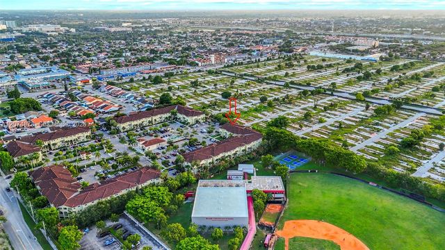 260 NW 109th Avenue 204, Miami, FL 33172