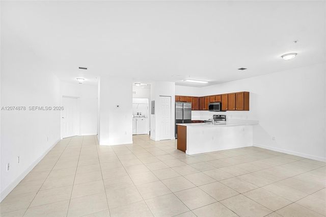 260 NW 109th Avenue 204, Miami, FL 33172