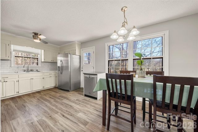 207 Buckskin Drive, Gastonia, NC 28052