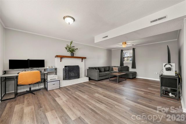 207 Buckskin Drive, Gastonia, NC 28052