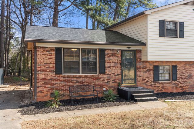 207 Buckskin Drive, Gastonia, NC 28052