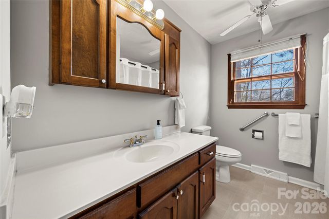 207 Buckskin Drive, Gastonia, NC 28052