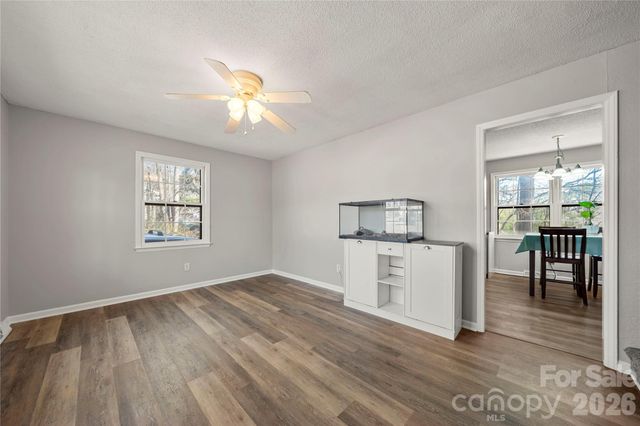 207 Buckskin Drive, Gastonia, NC 28052