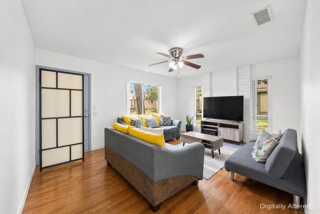 10541 Caminito Pollo, San Diego, CA 92126