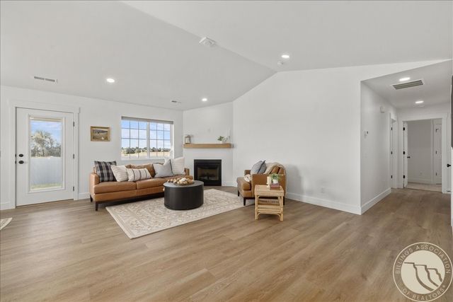 5422 Apple Rose LANE, Billings, MT 59106