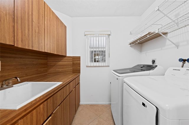 5321 NW 89th Drive, Coral Springs, FL 33067