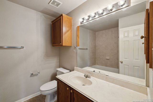 7402 ellerby, San Antonio, TX 78240