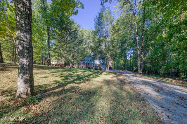 1088 W Outer Drive, Oak Ridge, TN 37830