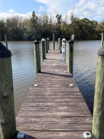 3345 SW Porpoise Circle SW, Stuart, FL 34997