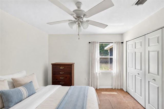 2056 16th Avenue SW, Vero Beach, FL 32962