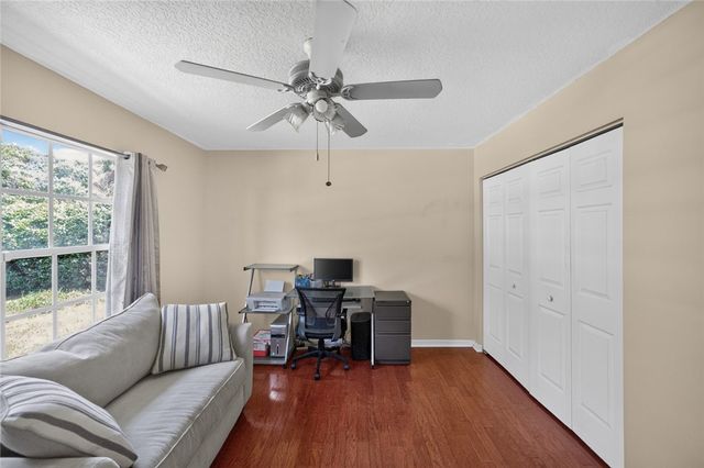 2056 16th Avenue SW, Vero Beach, FL 32962