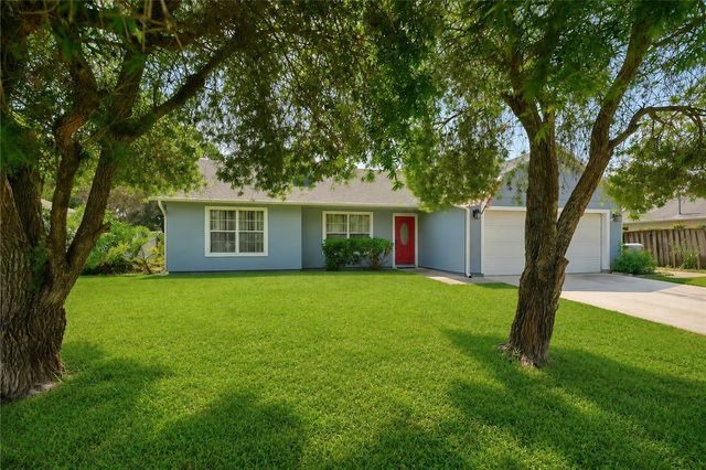 2056 16th Avenue SW, Vero Beach, FL 32962