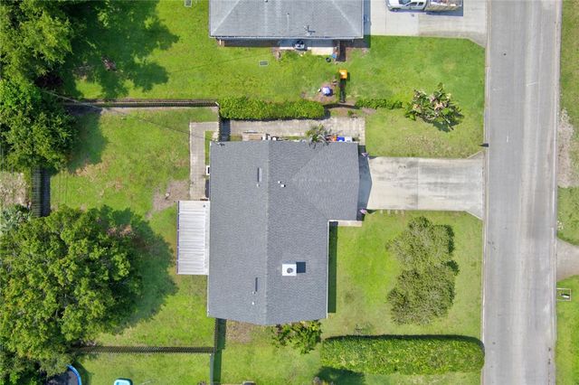 2056 16th Avenue SW, Vero Beach, FL 32962