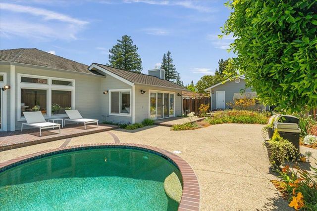 20675 Verde Vista Lane, Saratoga, CA 95070