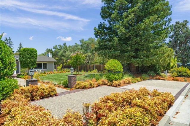 20675 Verde Vista Lane, Saratoga, CA 95070