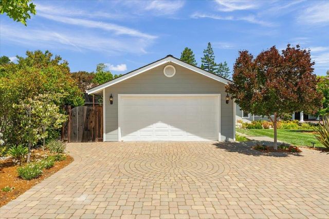 20675 Verde Vista Lane, Saratoga, CA 95070