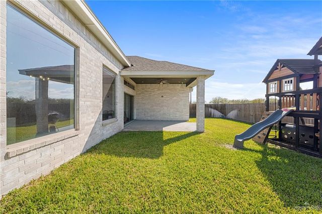 2610 E Bella Vista Avenue, Alton, TX 78573