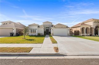 2610 E Bella Vista Avenue, Alton, TX 78573