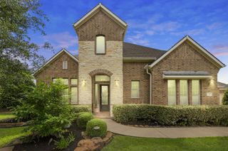 24818 Waterstone Estates Circle W, Tomball, TX 77375