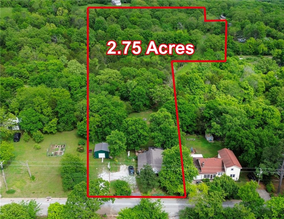 230 Stone Bridge Road, Fayetteville, AR 72701