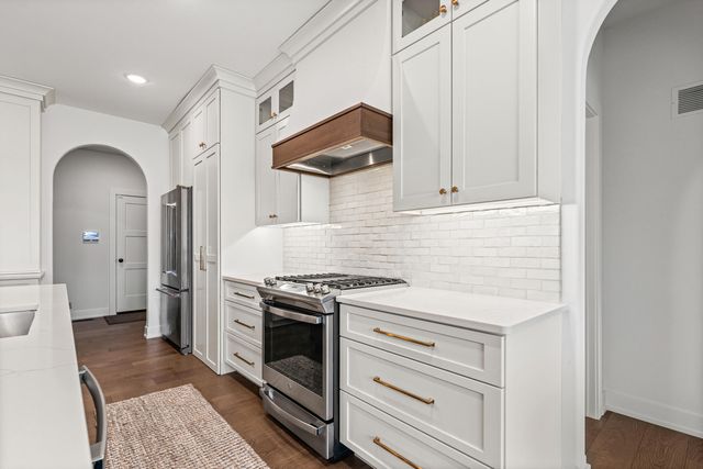 6501 PORTRUSH DR, Columbia, MO 65201