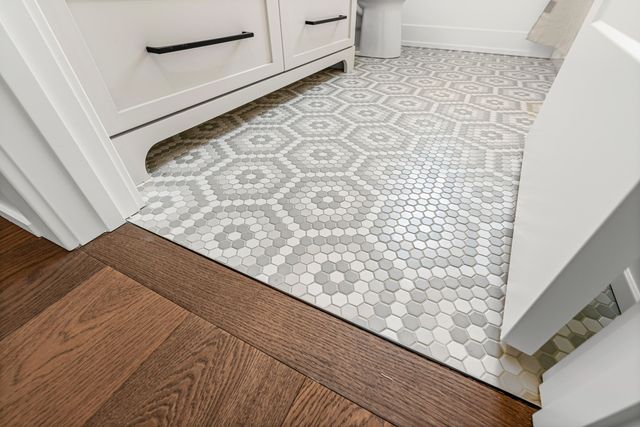 6501 PORTRUSH DR, Columbia, MO 65201