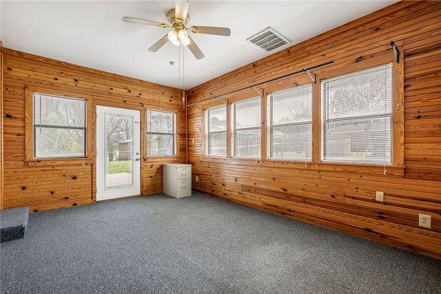 41 Pittman Street, Farmington, AR 72730