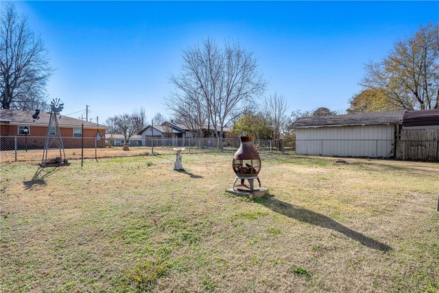 41 Pittman Street, Farmington, AR 72730