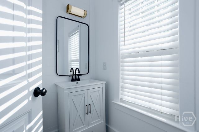 41 Peregrine Circle, Richmond Hill, GA 31324