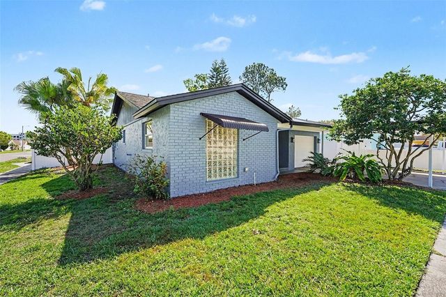 8907 LEEWARD DRIVE, Tampa, FL 33634