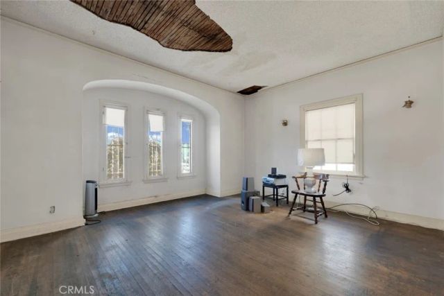 1224 S Wilton Place, Los Angeles, CA 90019