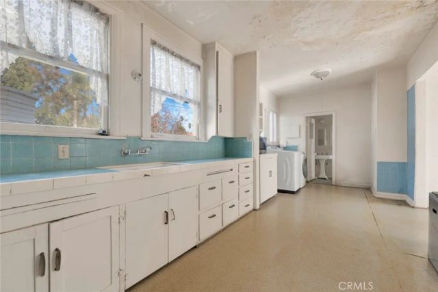 1224 S Wilton Place, Los Angeles, CA 90019