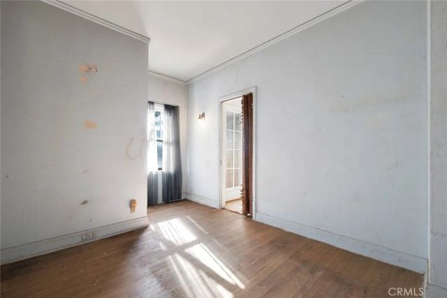 1224 S Wilton Place, Los Angeles, CA 90019