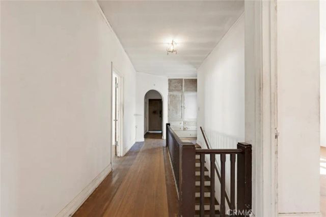 1224 S Wilton Place, Los Angeles, CA 90019