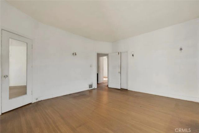 1224 S Wilton Place, Los Angeles, CA 90019