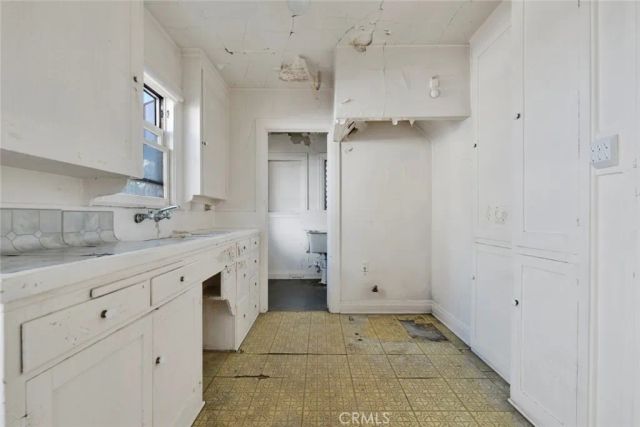 1224 S Wilton Place, Los Angeles, CA 90019