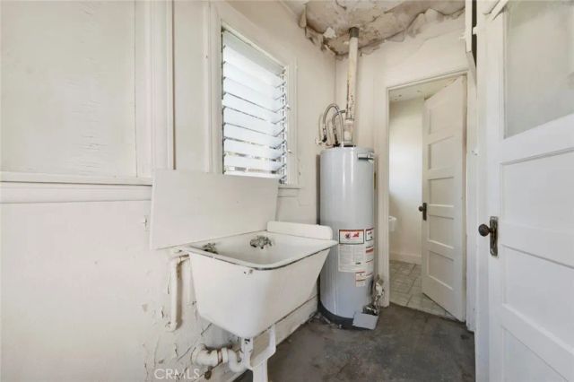 1224 S Wilton Place, Los Angeles, CA 90019