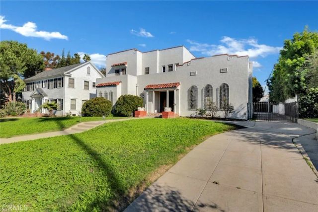 1224 S Wilton Place, Los Angeles, CA 90019