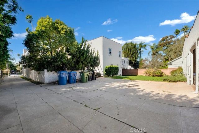 1224 S Wilton Place, Los Angeles, CA 90019