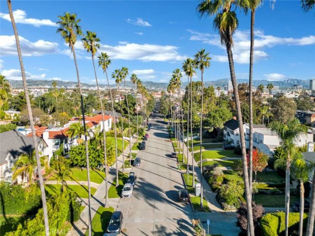 1224 S Wilton Place, Los Angeles, CA 90019